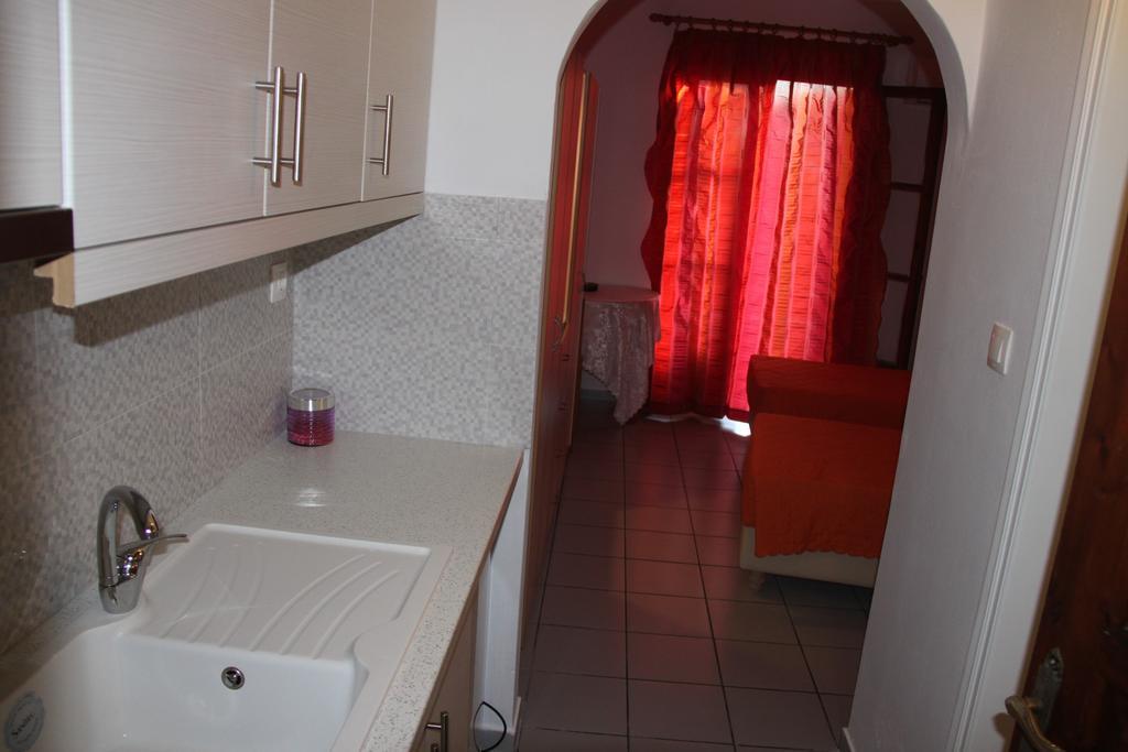 Vaya Zorba Studios Skiathos Quarto foto