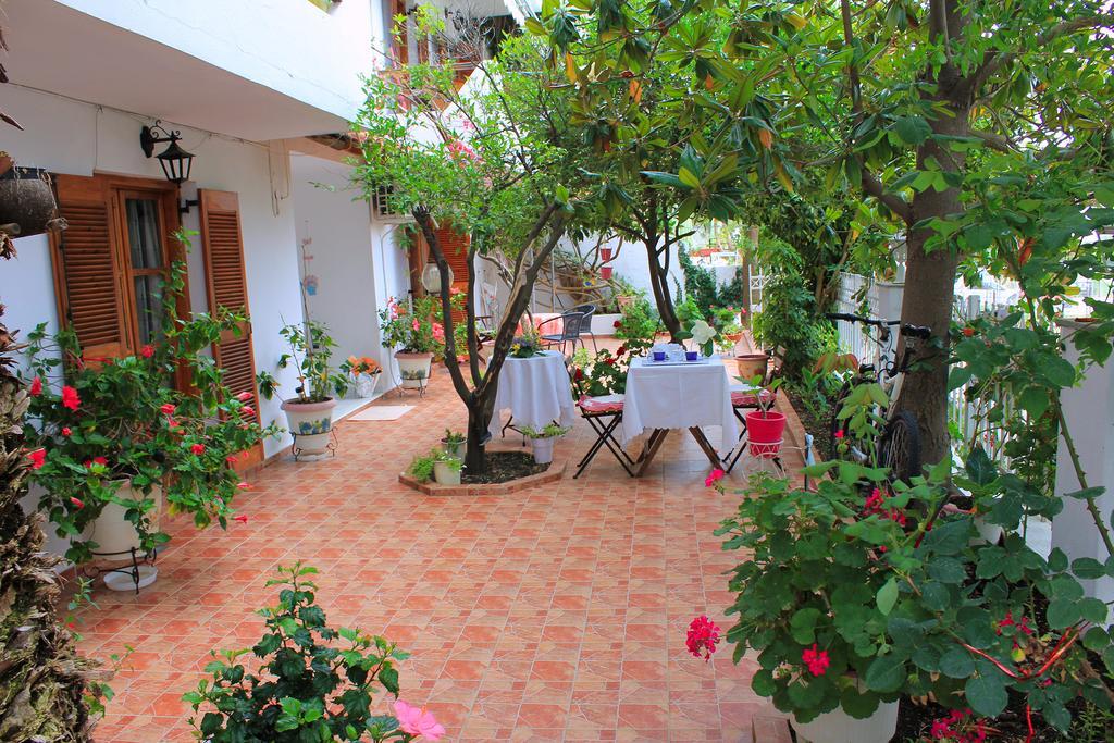 Vaya Zorba Studios Skiathos Quarto foto